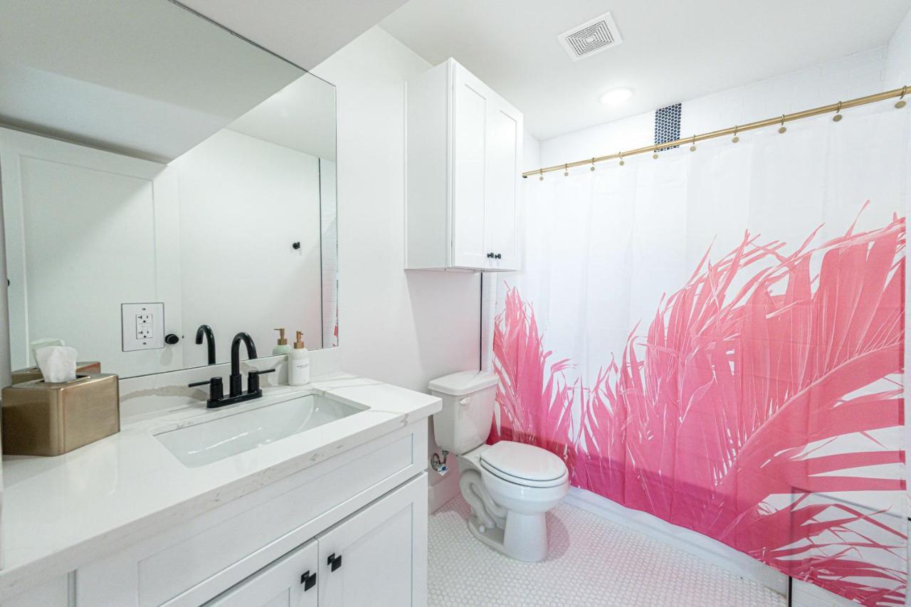 Pastel Tropics Studio Apartment 갤버스턴 외부 사진